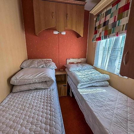 Superb Caravan By The Seaside In Kessingland, Suffolk Ref 90040Sg Benacre Luaran gambar
