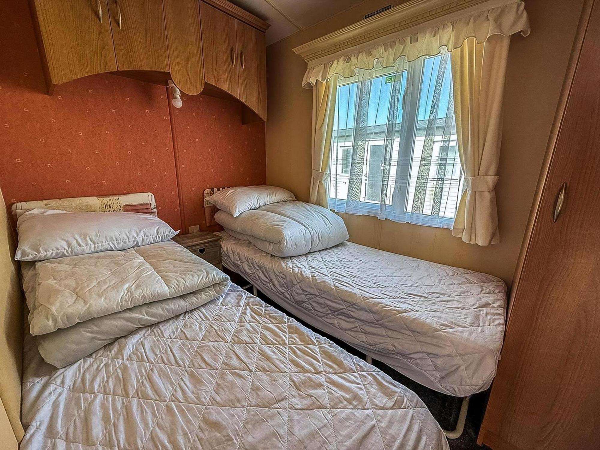 Superb Caravan By The Seaside In Kessingland, Suffolk Ref 90040Sg Benacre Luaran gambar
